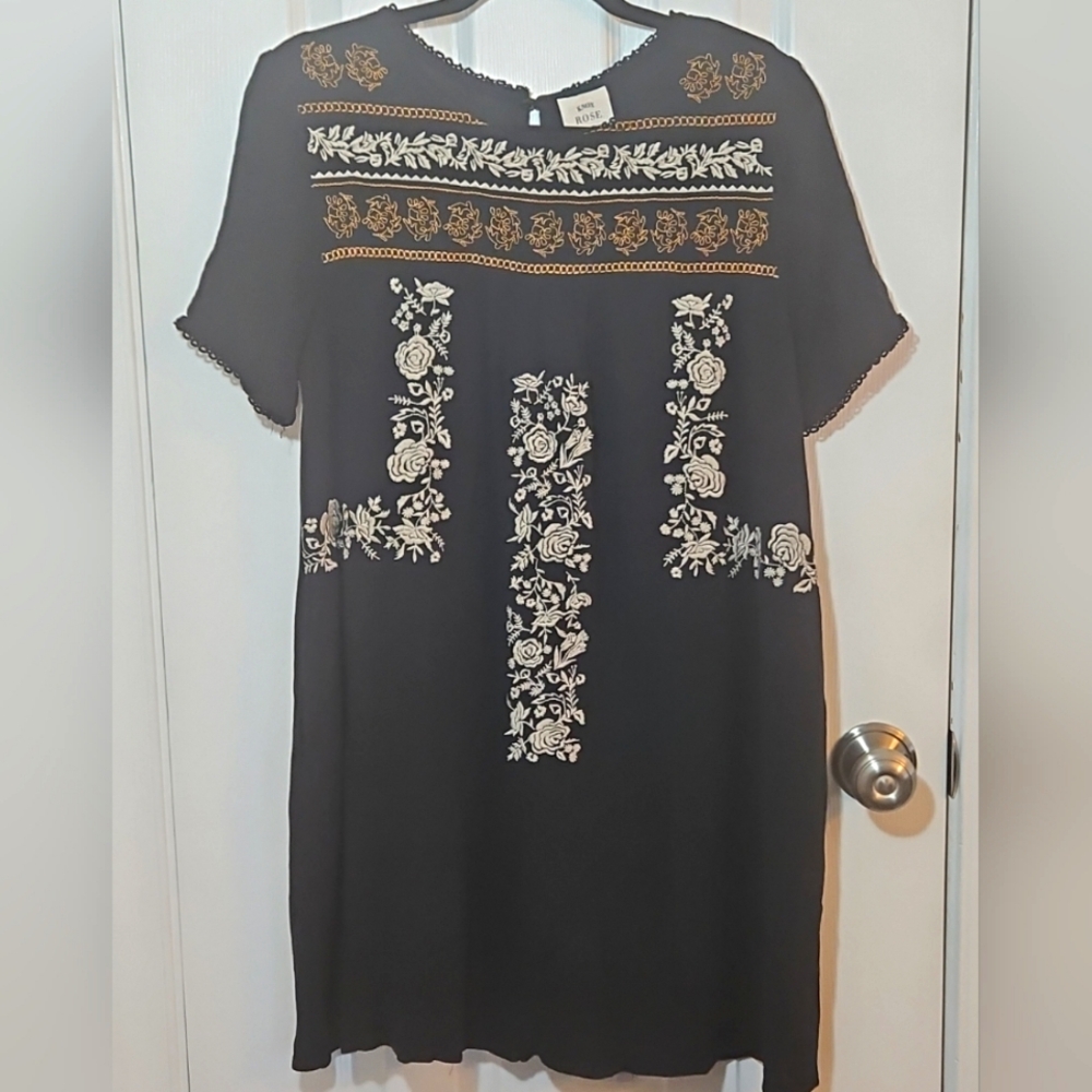 Knox Rose Boho Embroidered Flowers Dress Women Size M